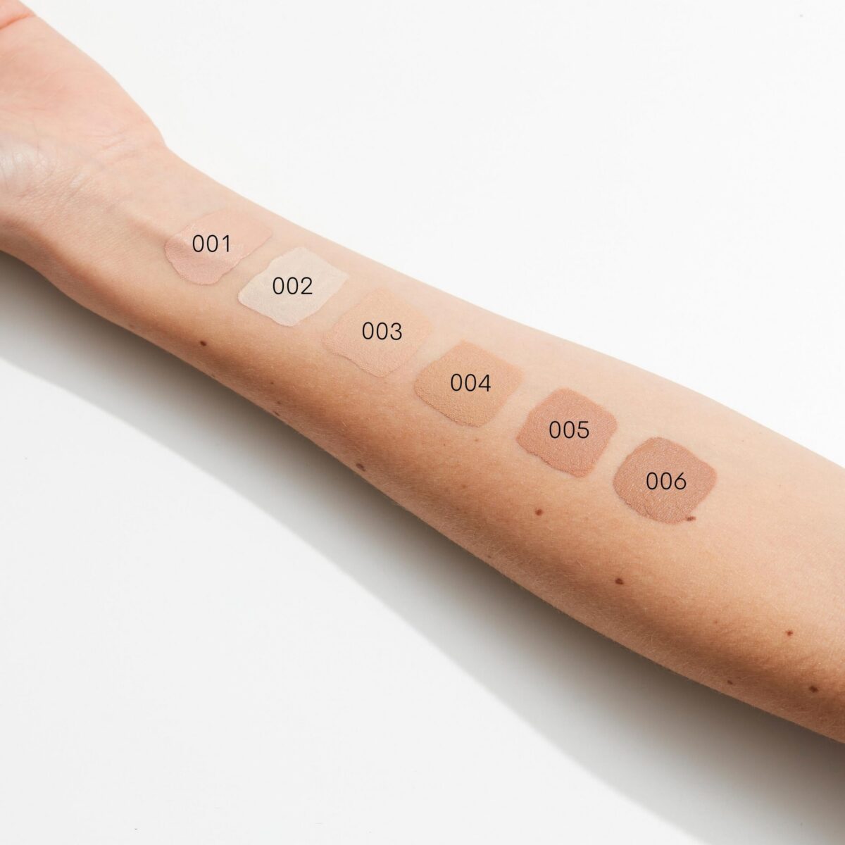 Gosh Hight Coverage Concealer 001 Porcelain - Image 3