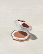Fenty Beauty Cheeks Out Freestyle Cream Bronzer Macchiato 6.23g