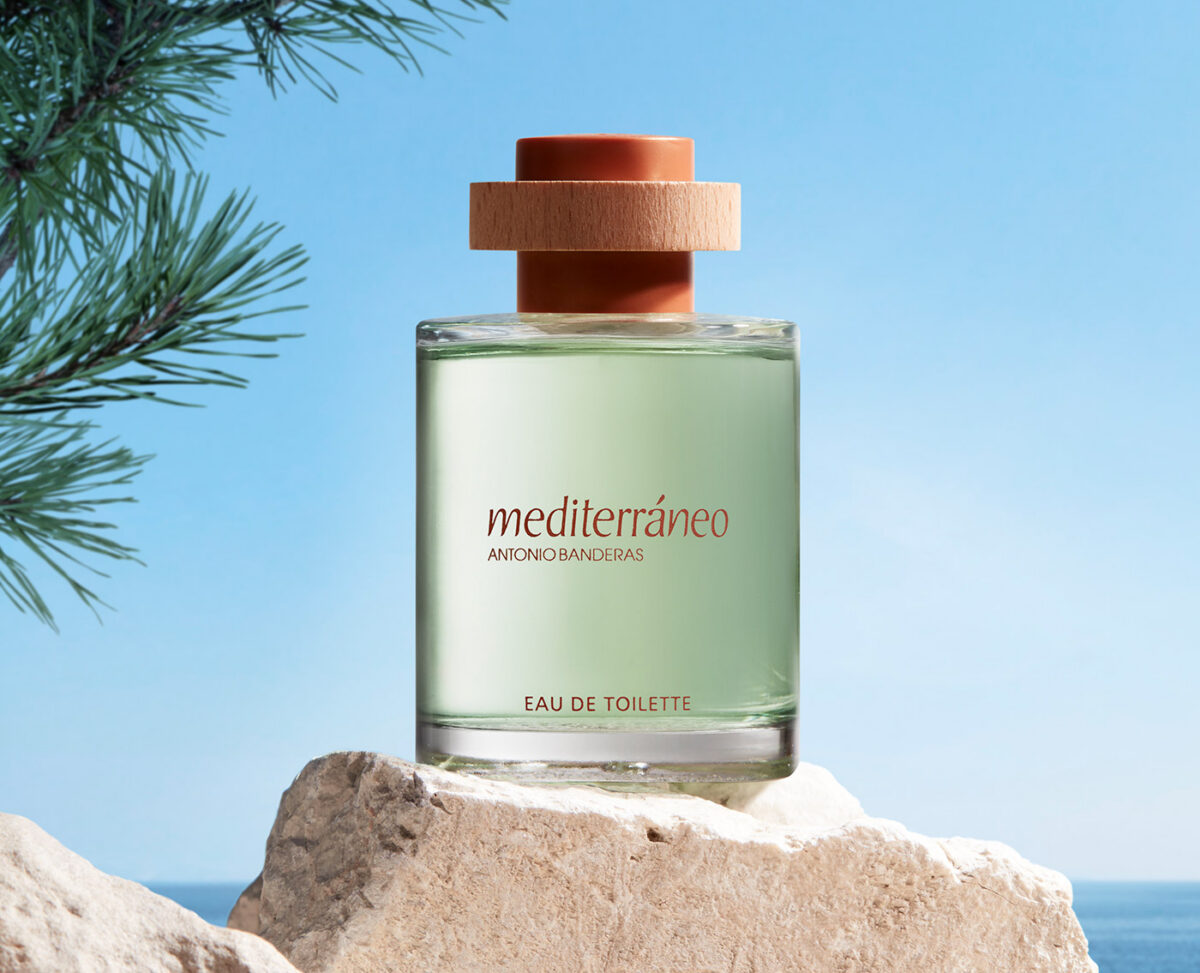 Antonio Banderas Mediterraneo For Him EDT 100ml + Deodorant Spray 150ml - Image 2