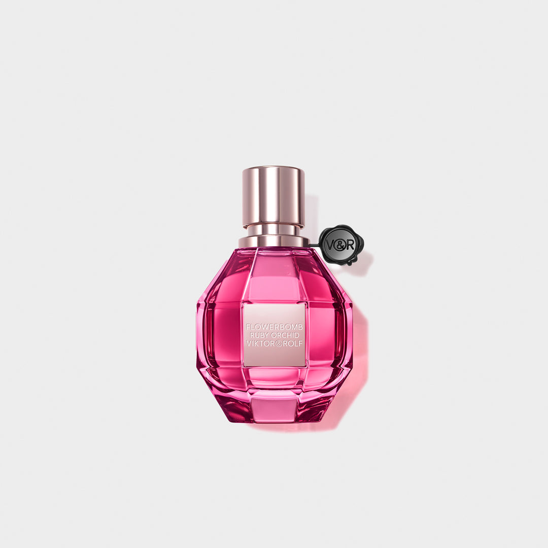 square_model_01.ATF-PP-FBBRUBYORCHID-50ML-2000x2000-1.jpg Viktor & Rolf Flowerbomb Ruby Orchid For Her EDP 50ml - Image 1