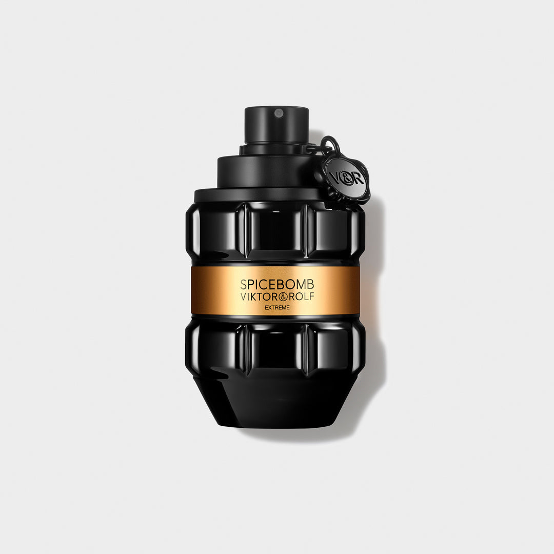 square_model_vr_frag_2025_spicebomb_extreme_packshot_premium_90ml_3614270659706.jpg Viktor & Rolf Spice Bomb Extreme For Him EDP 90ml - Image 1